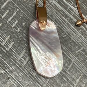 Kendra Scott Inez Rose Gold Necklace Lavender Mother Of Pearl Adjustable